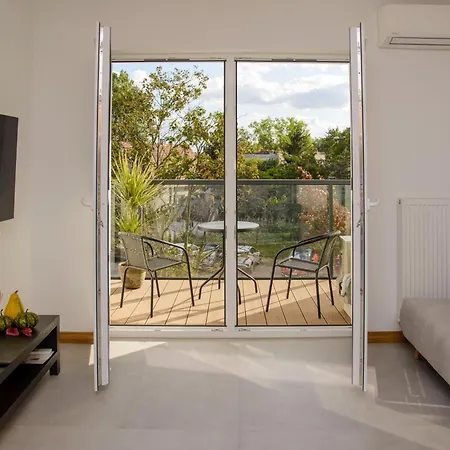 Maya's Flats & 103 - Brzezno Plaza Apartment Gdansk