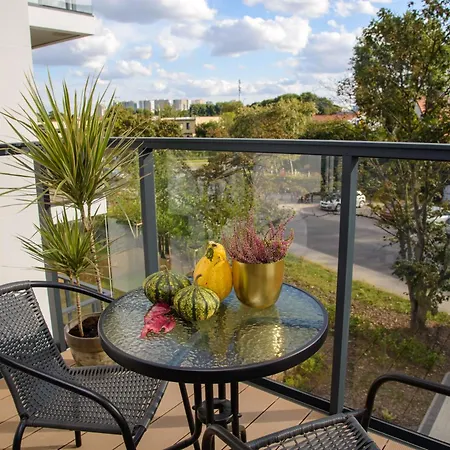 Maya's Flats & 103 - Brzezno Plaza *